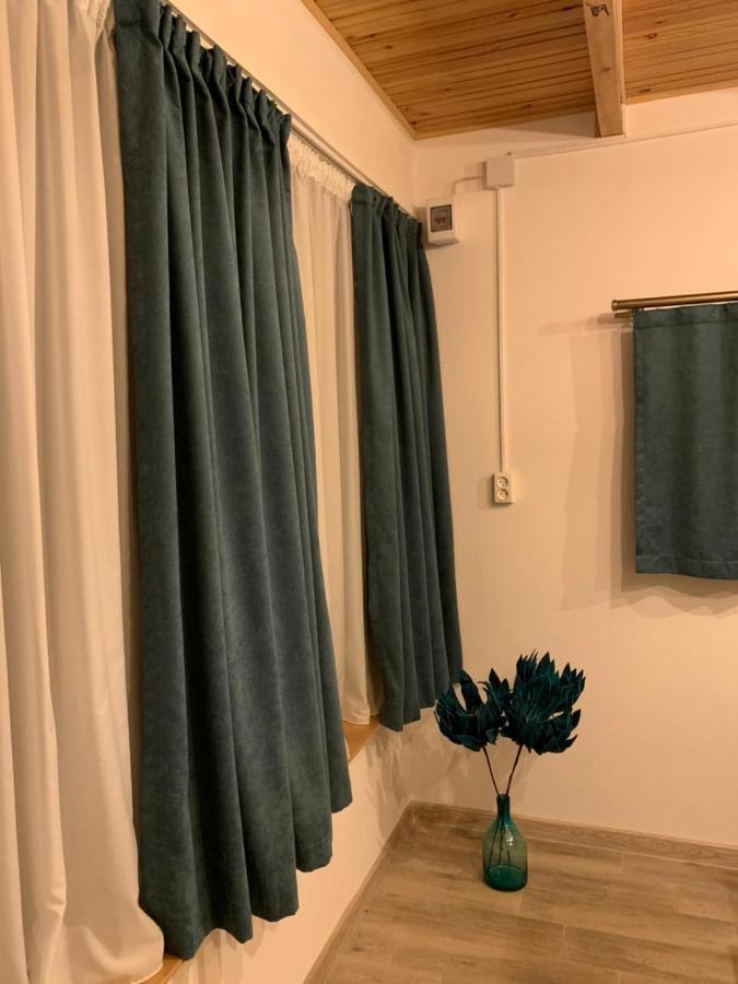 Cottage In ジュタ エクステリア 写真